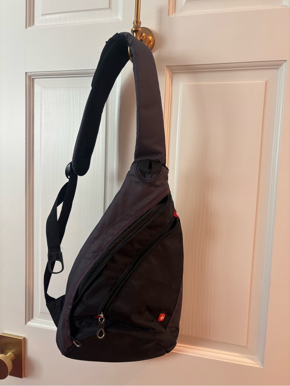 K Swiss Black Sling Crossbody Bag Unisex Travel Organizer